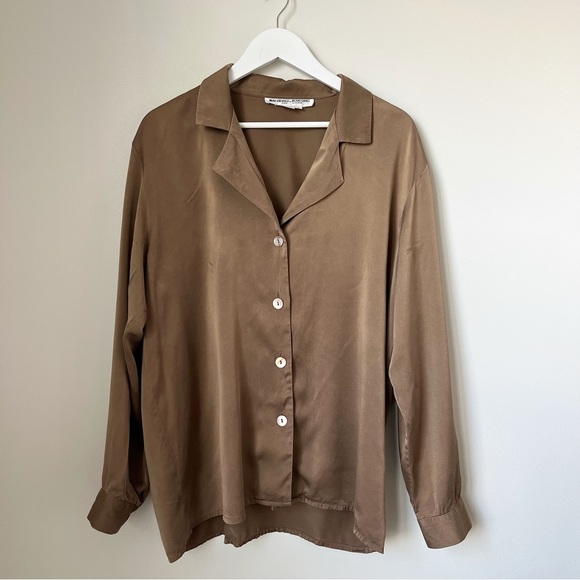 SOLD// Vintage Silk Blouse in Brown - Picture 4 of 10